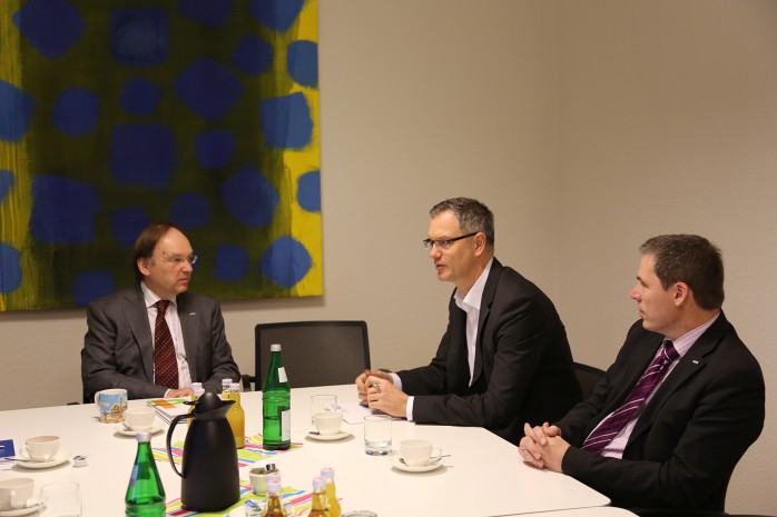 Prof. Dr. Wolrad Rommel (htw saar), Stefan Kunz (WVO) und Prof. Dr. Rudolf Friedrich (htw saar).