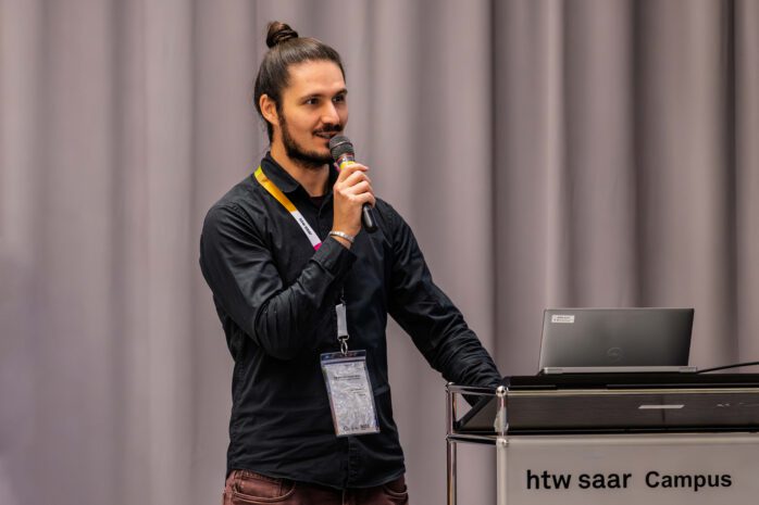 Dr. Gianluca Amico stellte das Teilprojekt Didaktik und Implementierung von Future Skills vor.